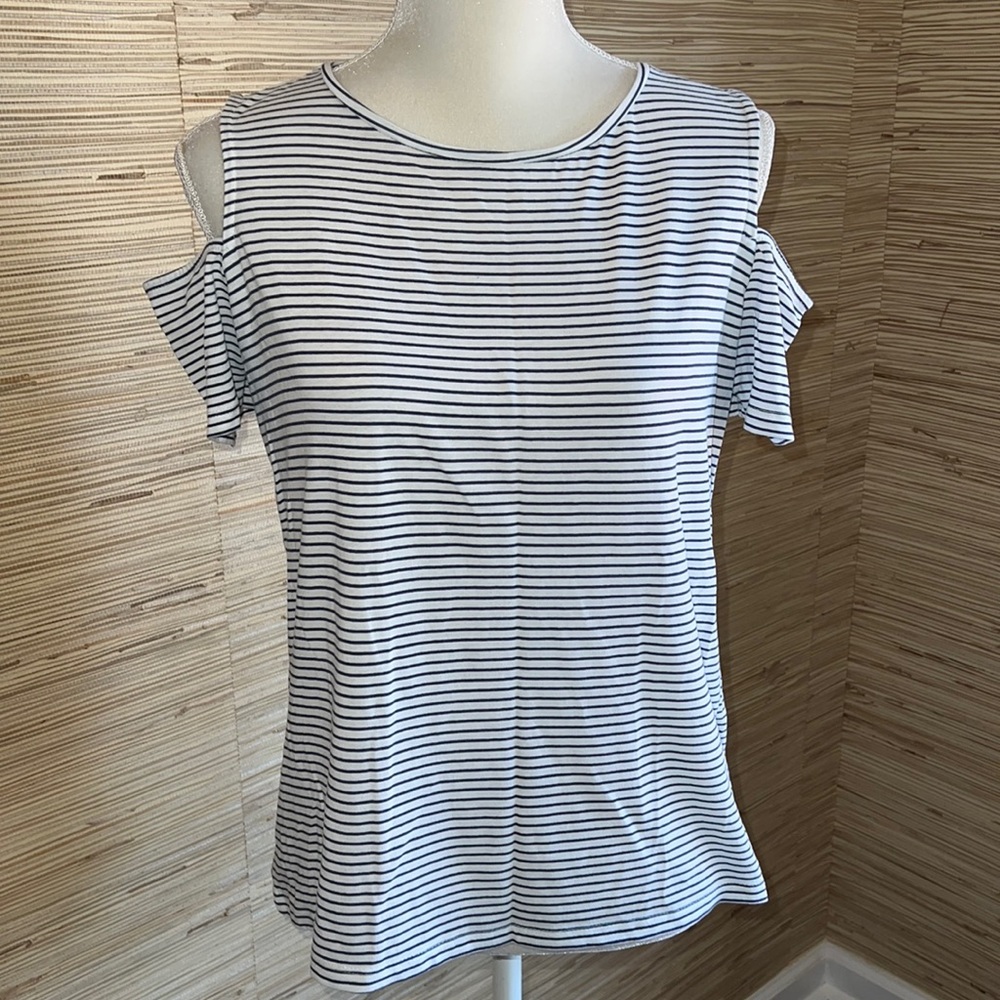 Promod large white peek short sleeve top with navy stripes. EUC!